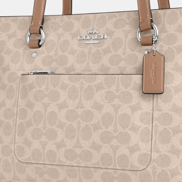 Coach Outlet Station Tote Bag In Signature Canvas - Preorder