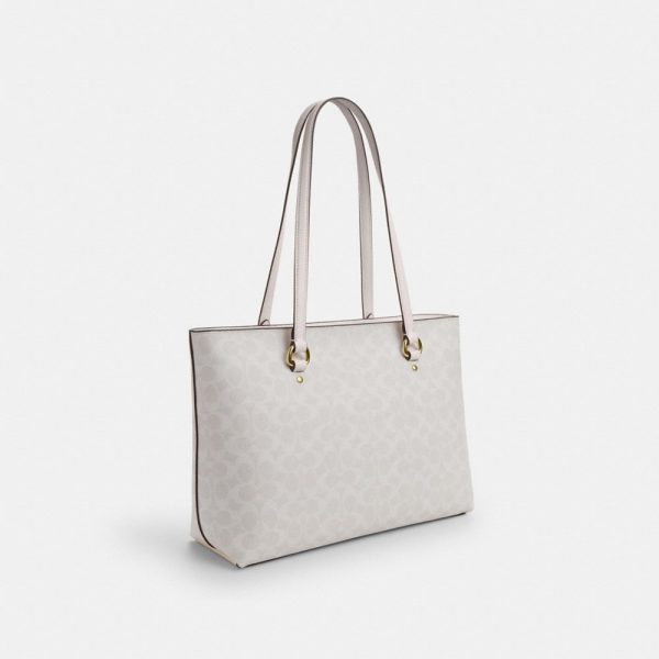 Coach Outlet Station Tote Bag In Signature Canvas - Preorder