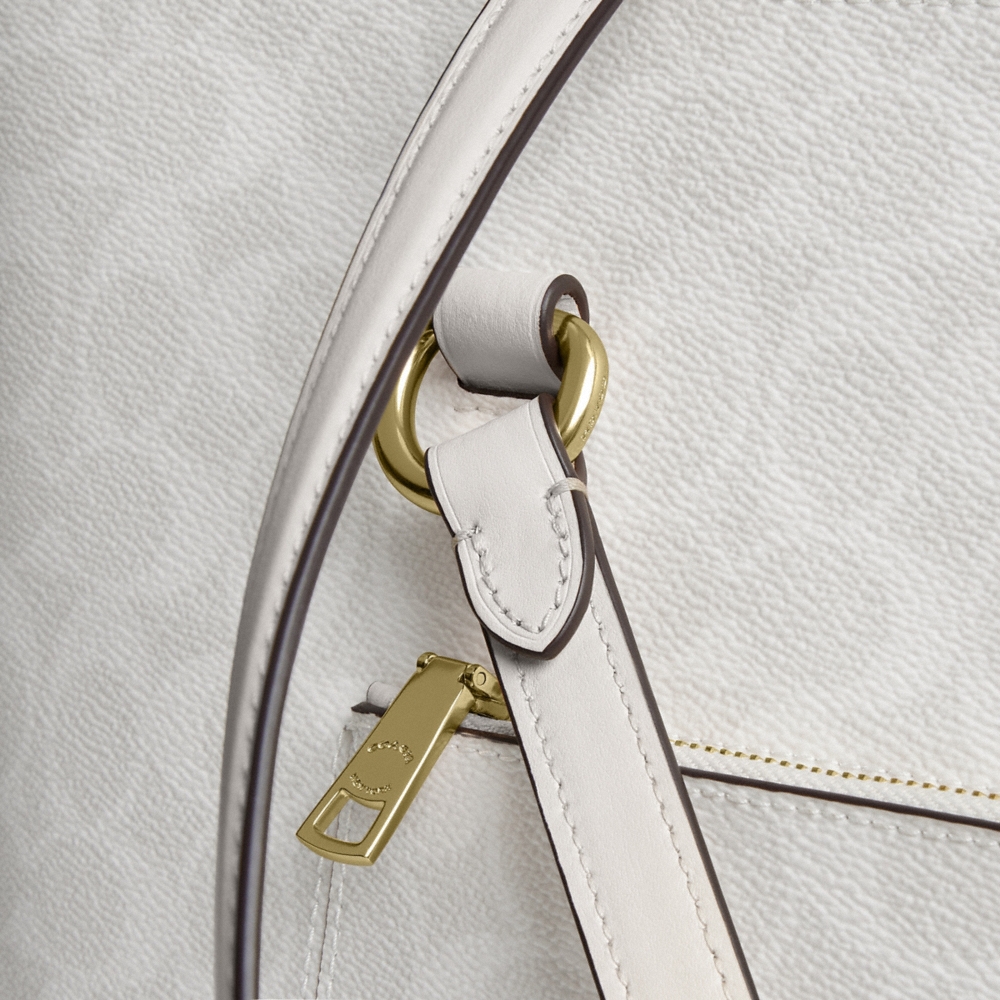 Coach Outlet Station Tote Bag In Signature Canvas - Preorder