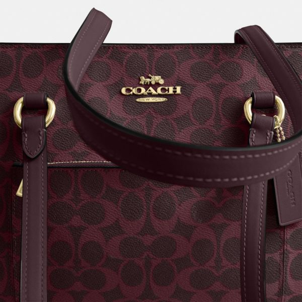 Coach Outlet Station Tote Bag In Signature Canvas - Preorder