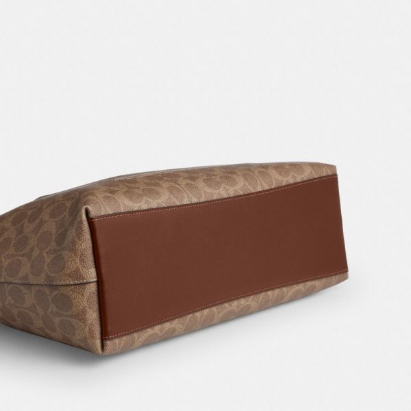 Coach Outlet Station Tote Bag In Signature Canvas - Preorder
