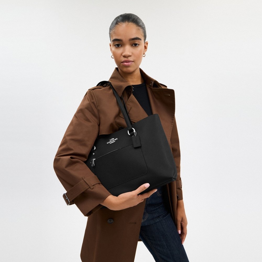 Coach Outlet Station Tote Bag - Preorder