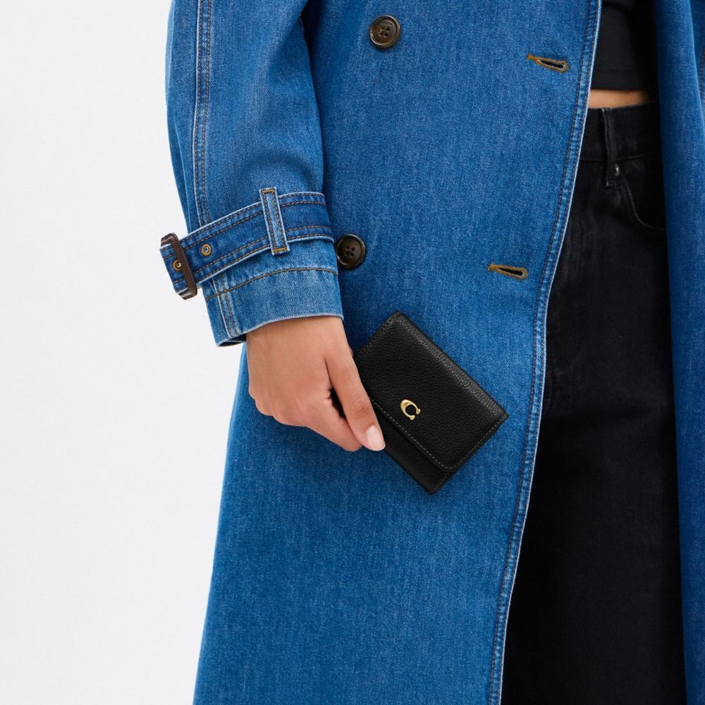 Coach Outlet Essential Flap Card Case - Preorder