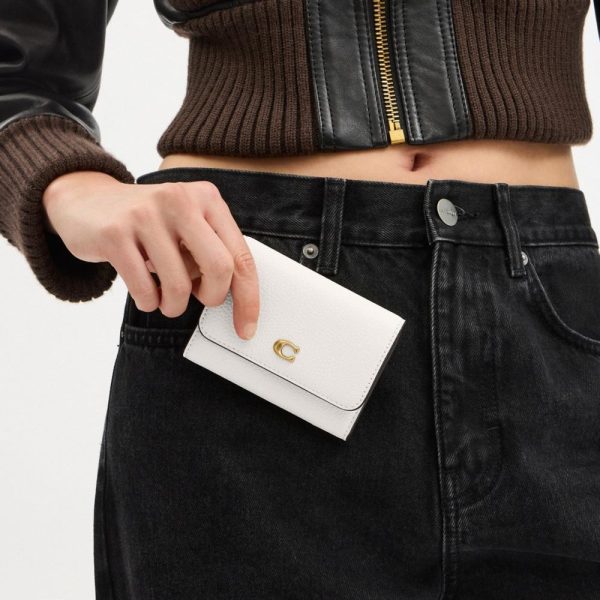 Coach Outlet Essential Flap Card Case - Preorder