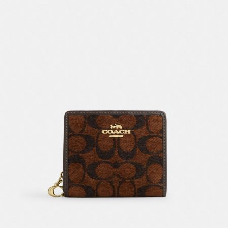 Coach Outlet Snap Wallet In Signature Chenille - Preorder — Brass/Truffle