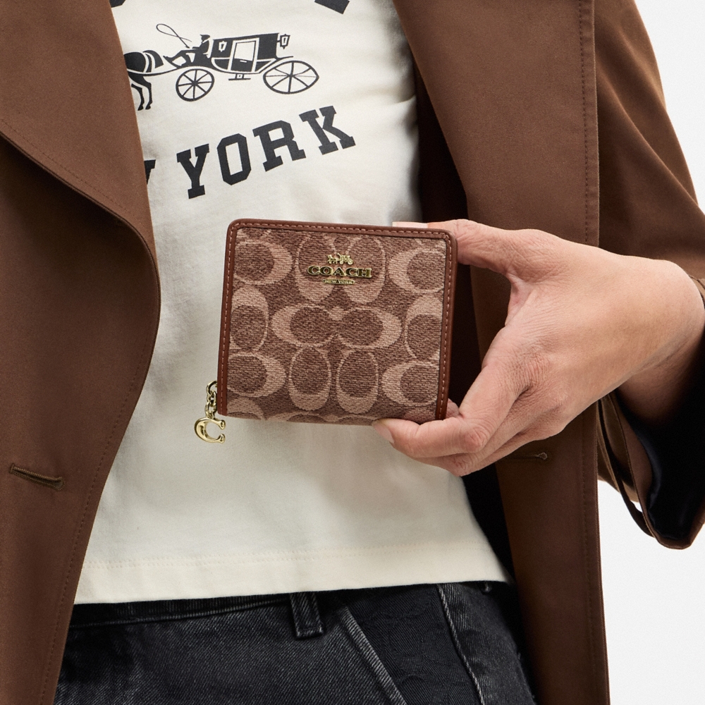Coach Outlet Snap Wallet In Signature Chenille - Preorder