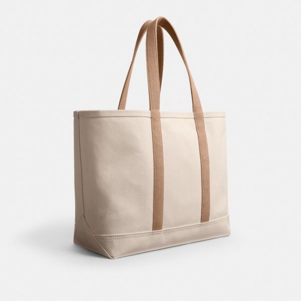 Coach Outlet Utility Tote - Preorder