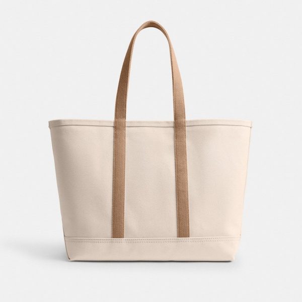 Coach Outlet Utility Tote - Preorder