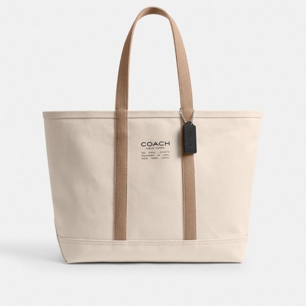 Coach Outlet Utility Tote - Preorder