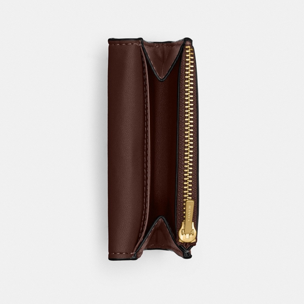 Coach Outlet Essential Flap Card Case - Preorder