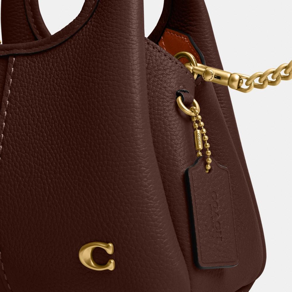 Coach Outlet Lana Shoulder Bag 19 - Preorder
