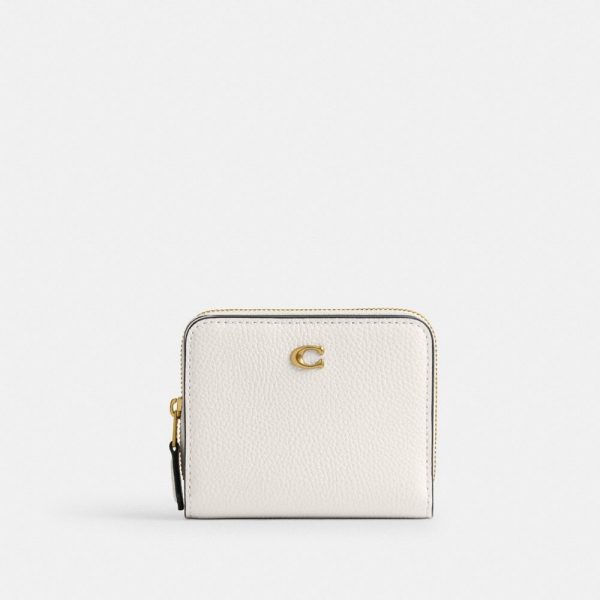 Coach Outlet Essential Billfold Wallet - Preorder