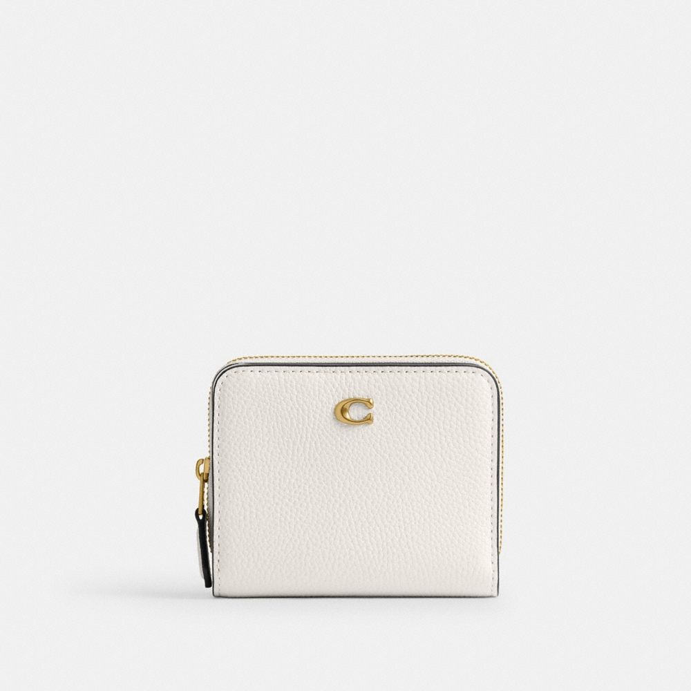 Coach Outlet Essential Billfold Wallet - Preorder - Image 2