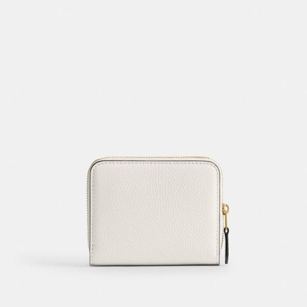 Coach Outlet Essential Billfold Wallet - Preorder