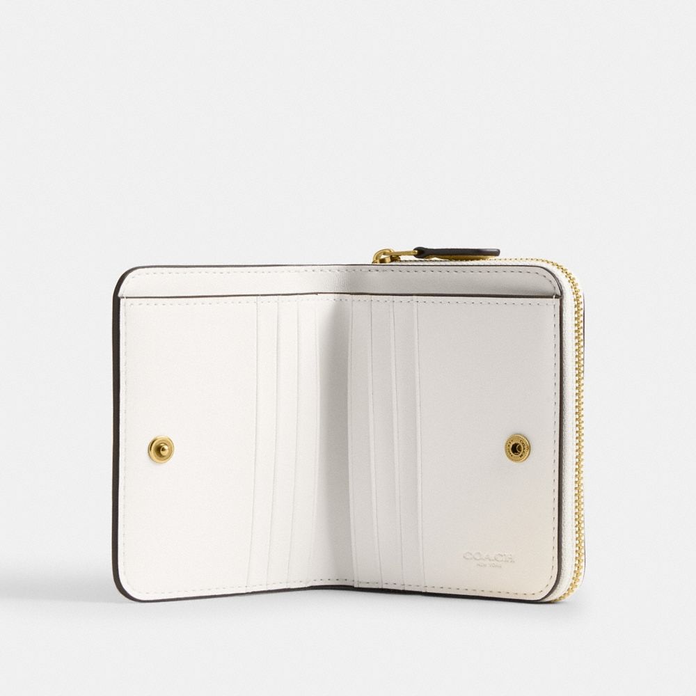 Coach Outlet Essential Billfold Wallet - Preorder - Image 6