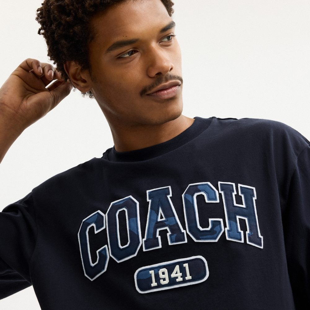 Coach Outlet Camo Relaxed T-Shirt In Organic Cotton - Preorder