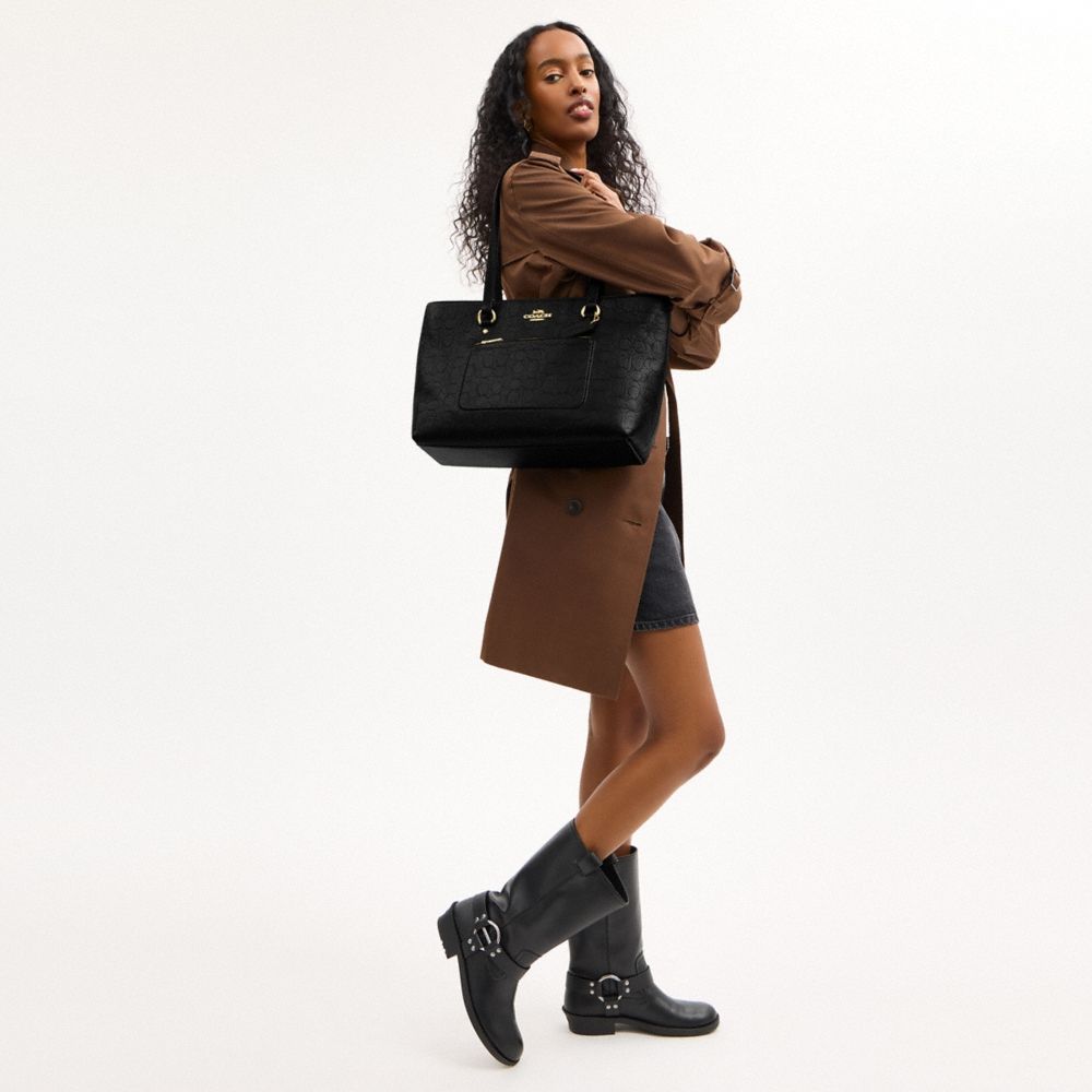 Coach Outlet Station Tote Bag In Signature Leather - Preorder