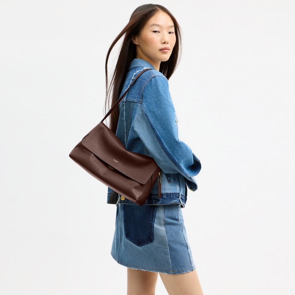 Coach Outlet Chelsea Shoulder Bag 30 - Preorder