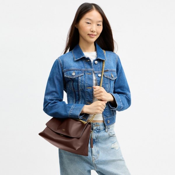 Coach Chelsea Shoulder Bag 30 With Chain - Preorder