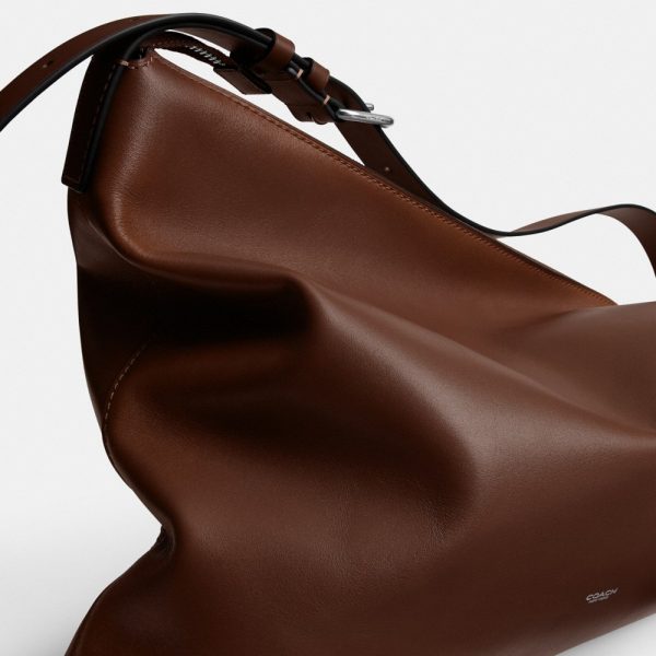 Coach Mott Messenger Bag In Loved Leather - Preorder