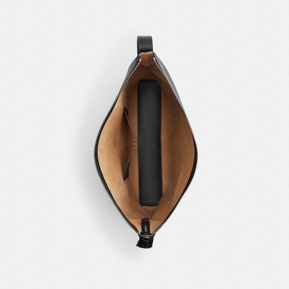 Coach Mott Messenger Bag In Loved Leather - Preorder
