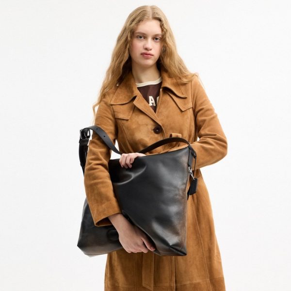 Coach Mott Messenger Bag In Loved Leather - Preorder