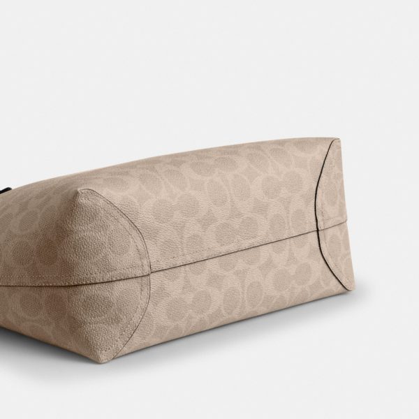Coach Outlet Medium City Tote Bag In Signature Canvas - Preorder