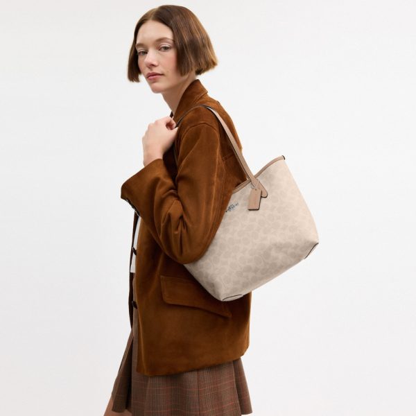 Coach Outlet Medium City Tote Bag In Signature Canvas - Preorder