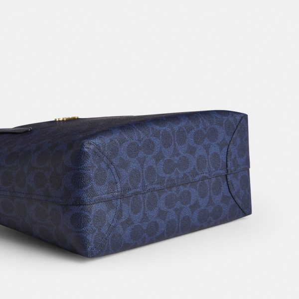 Coach Outlet Medium City Tote Bag In Signature Canvas - Preorder
