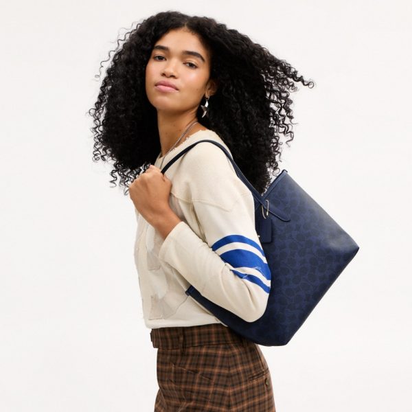Coach Outlet Medium City Tote Bag In Signature Canvas - Preorder