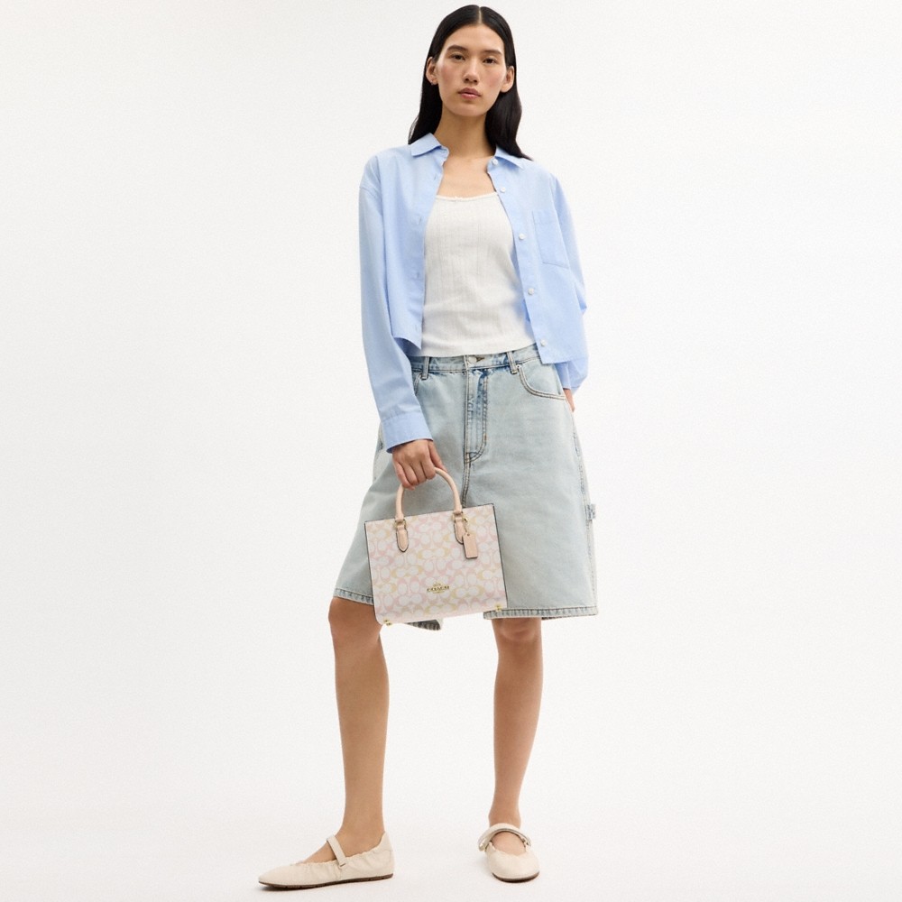 Coach Outlet Maggie Small Tote Bag In Signature Canvas - Preorder