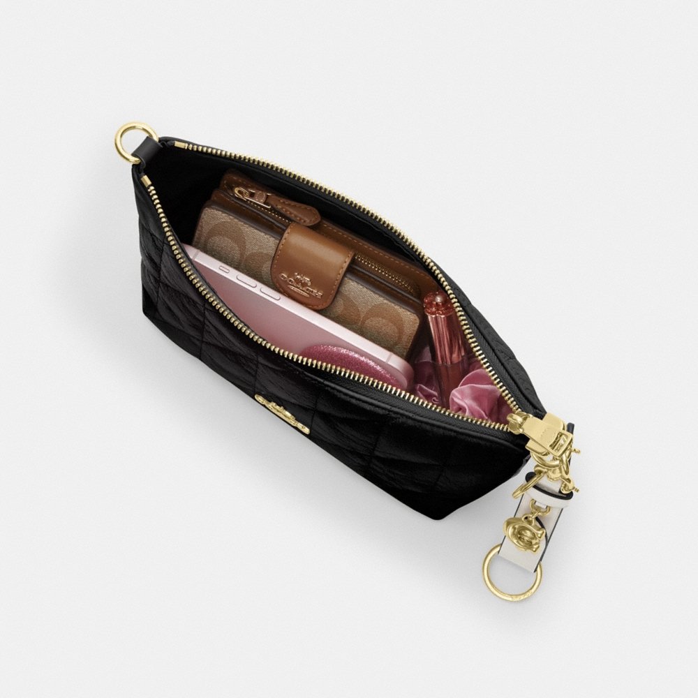 Coach Outlet Caitlin Shoulder Bag With Quilting - Preorder