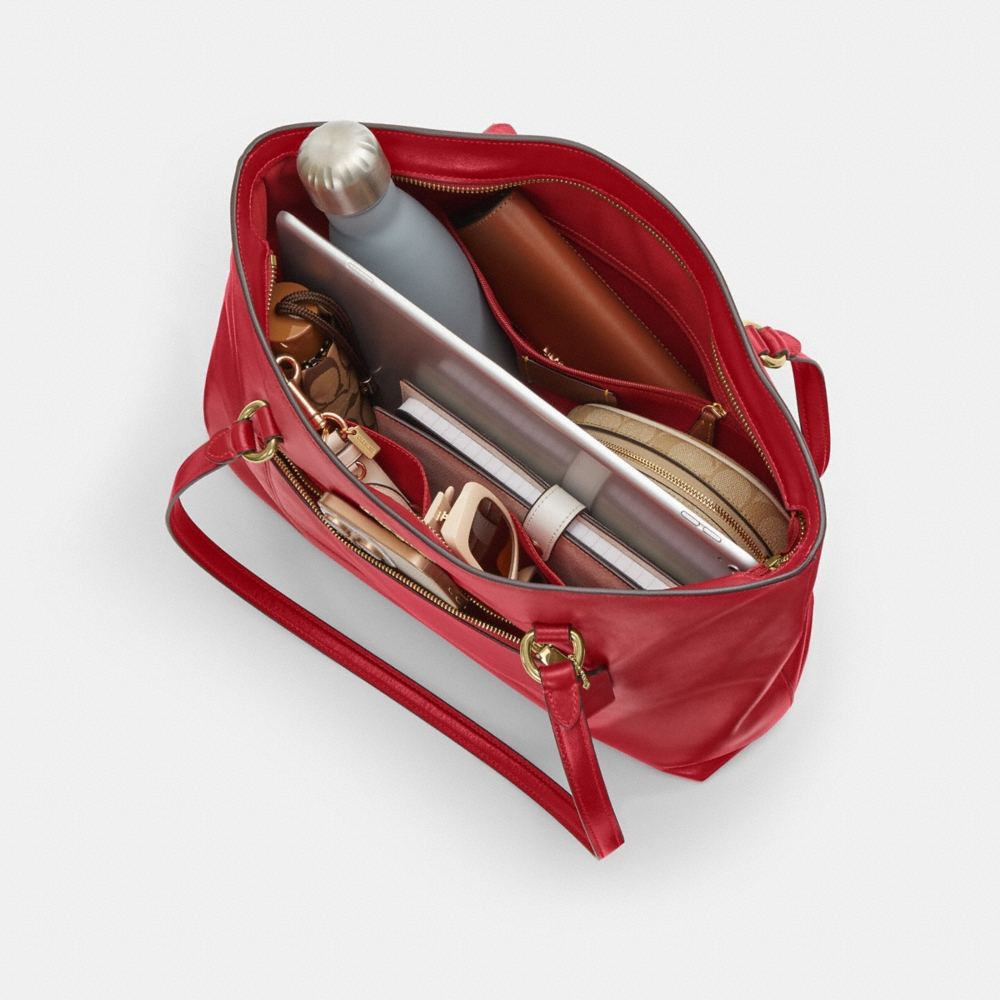 Coach Outlet Station Tote Bag - Preorder