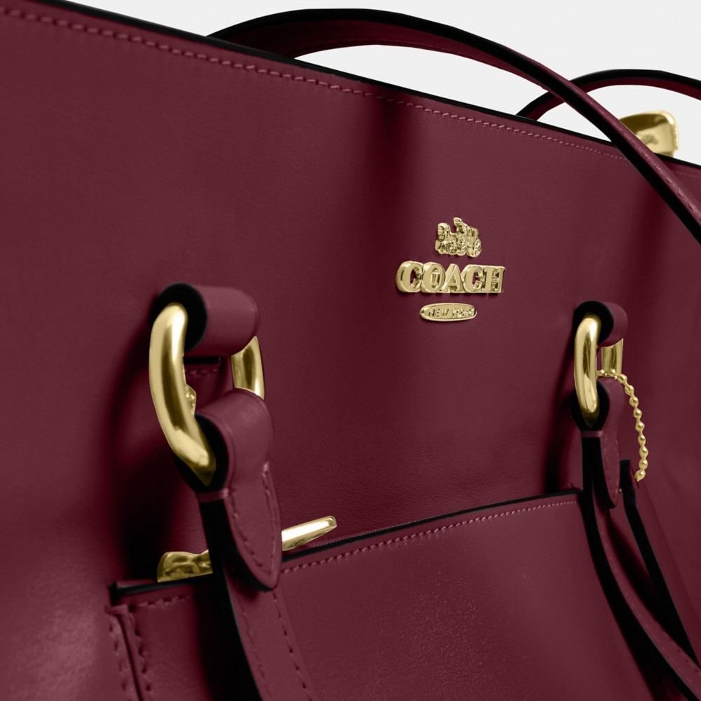 Coach Outlet Station Tote Bag - Preorder