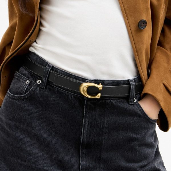 Coach Outlet Sculpted C Buckle Reversible Belt, 25MM - Preorder