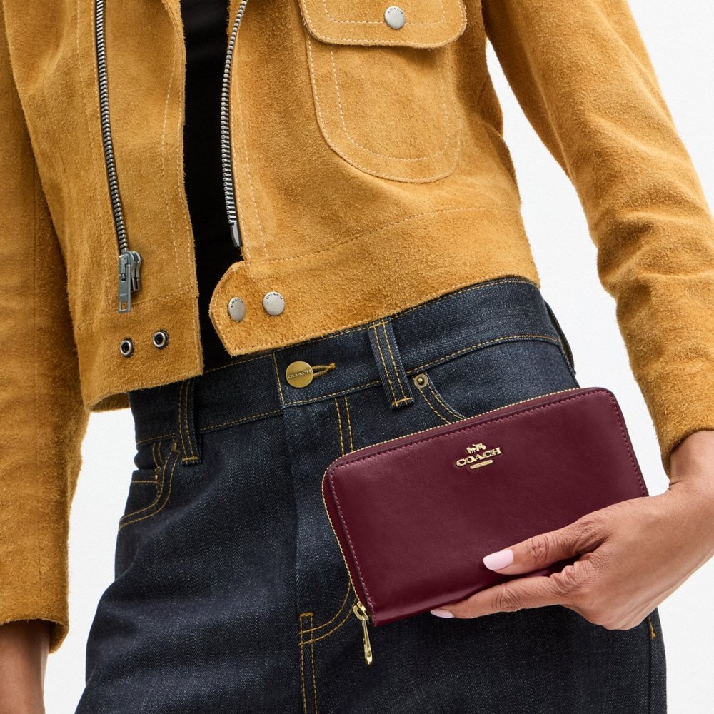 Coach Outlet Long Zip Around Wallet - Preorder
