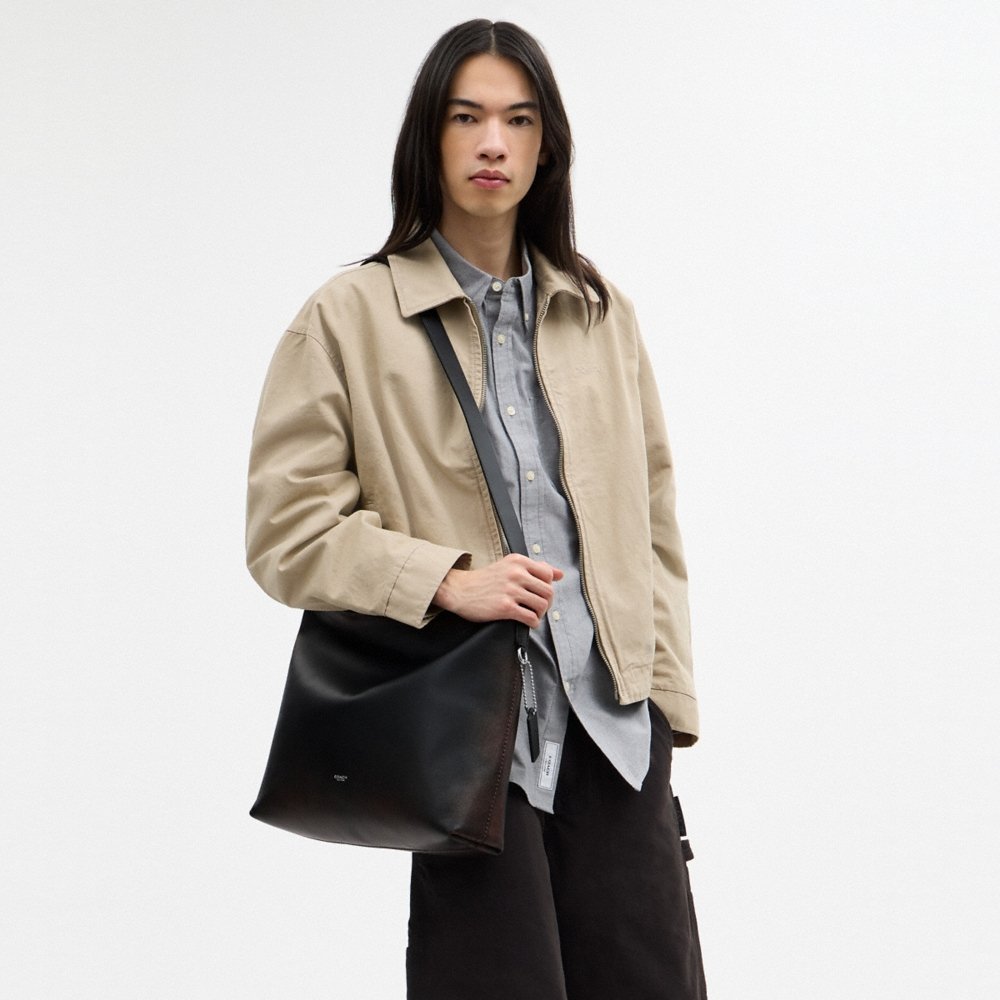 Coach Outlet Mott Messenger Bag 38 In Loved Leather - Preorder
