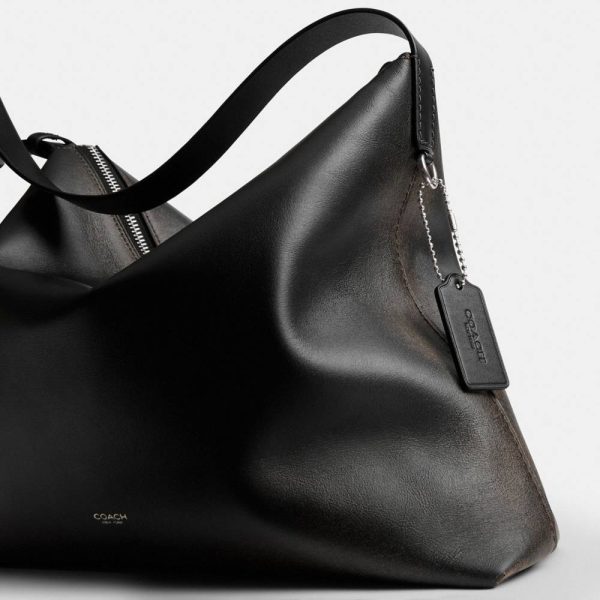 Coach Outlet Mott Messenger Bag 38 In Loved Leather - Preorder