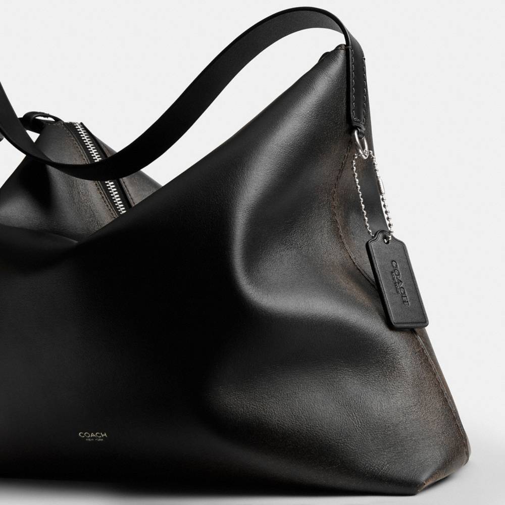 Coach Outlet Mott Messenger Bag 38 In Loved Leather - Preorder
