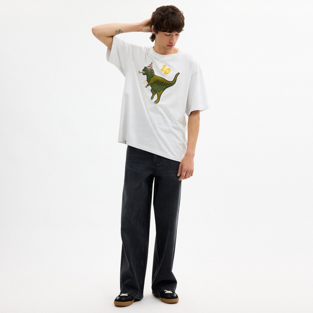 Coach Outlet Rexy 10th Birthday Relaxed T-Shirt In Organic Cotton - Preorder
