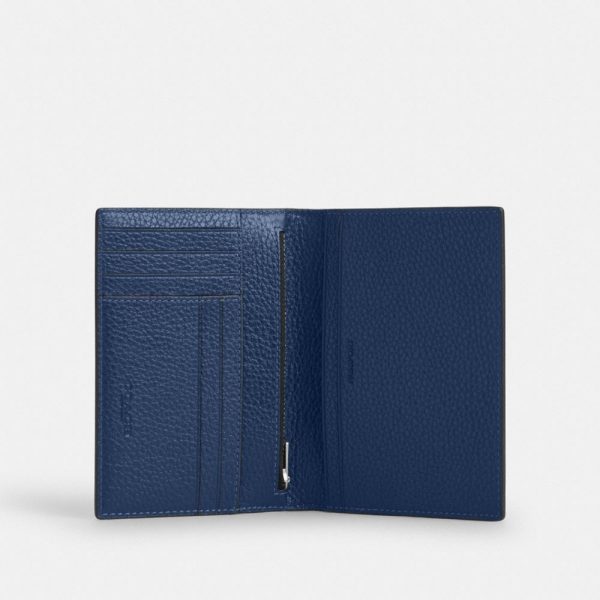 Coach Outlet Passport Card Case With Car Print - Preorder