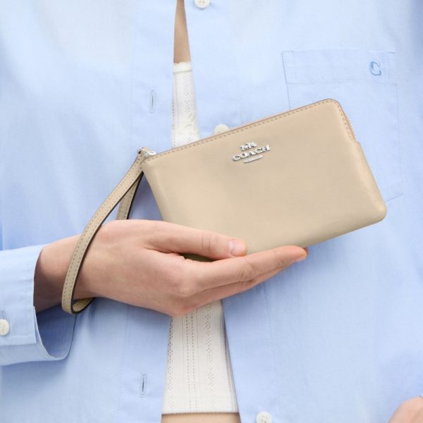 Coach Outlet Corner Zip Wristlet - Preorder