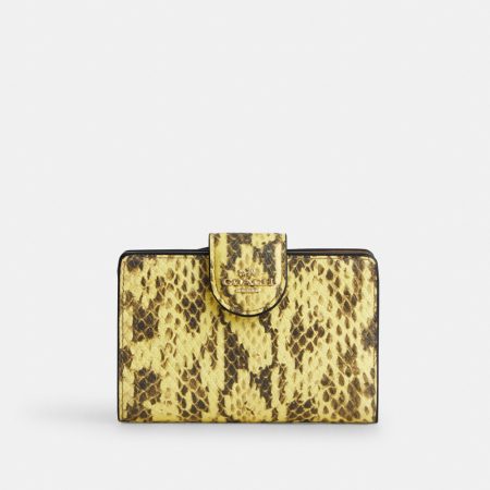 Coach Outlet Medium Corner Zip Wallet - Preorder — Brass/Yellow