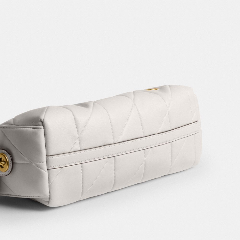 Coach Pocket Juliet Bag 30 With Quilting - Preorder