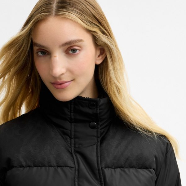 Coach Outlet Signature Cropped Puffer - Preorder