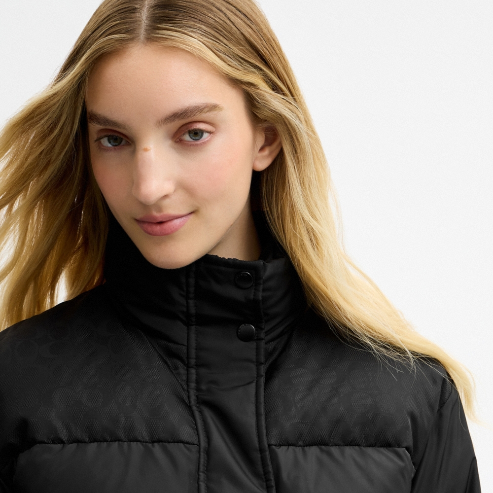 Coach Outlet Signature Cropped Puffer - Preorder