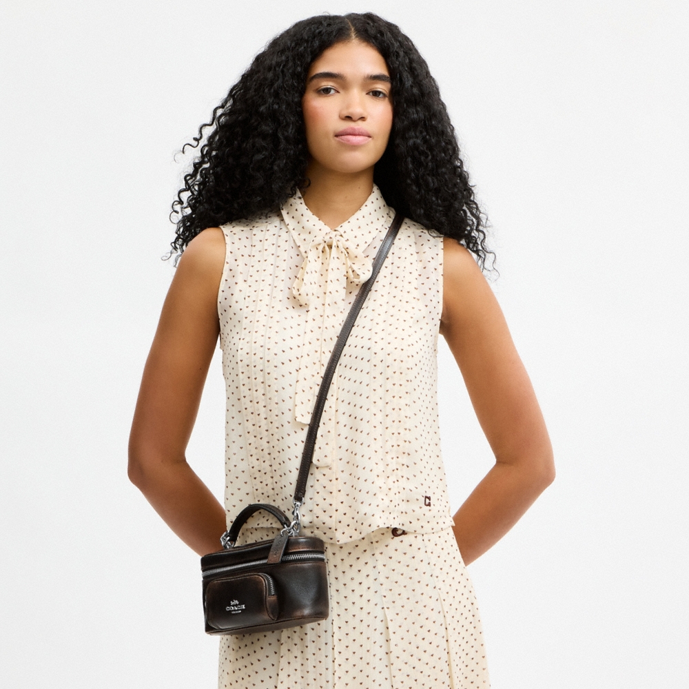 Coach Outlet Rainer Crossbody Bag 18 With Pocket In Loved Leather - Preorder