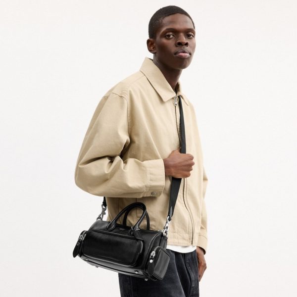 Coach Outlet Compass Bag 25 With Pockets - Preorder