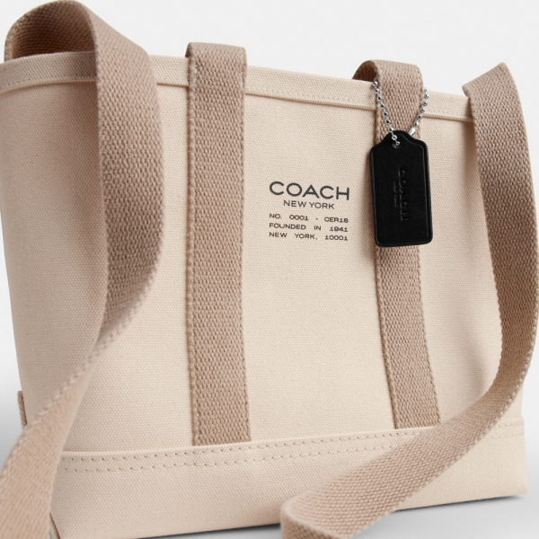 Coach Outlet Utility Tote 27 - Preorder