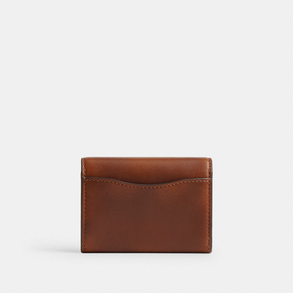 Coach Essential Flap Card Case In Loved Leather - Preorder